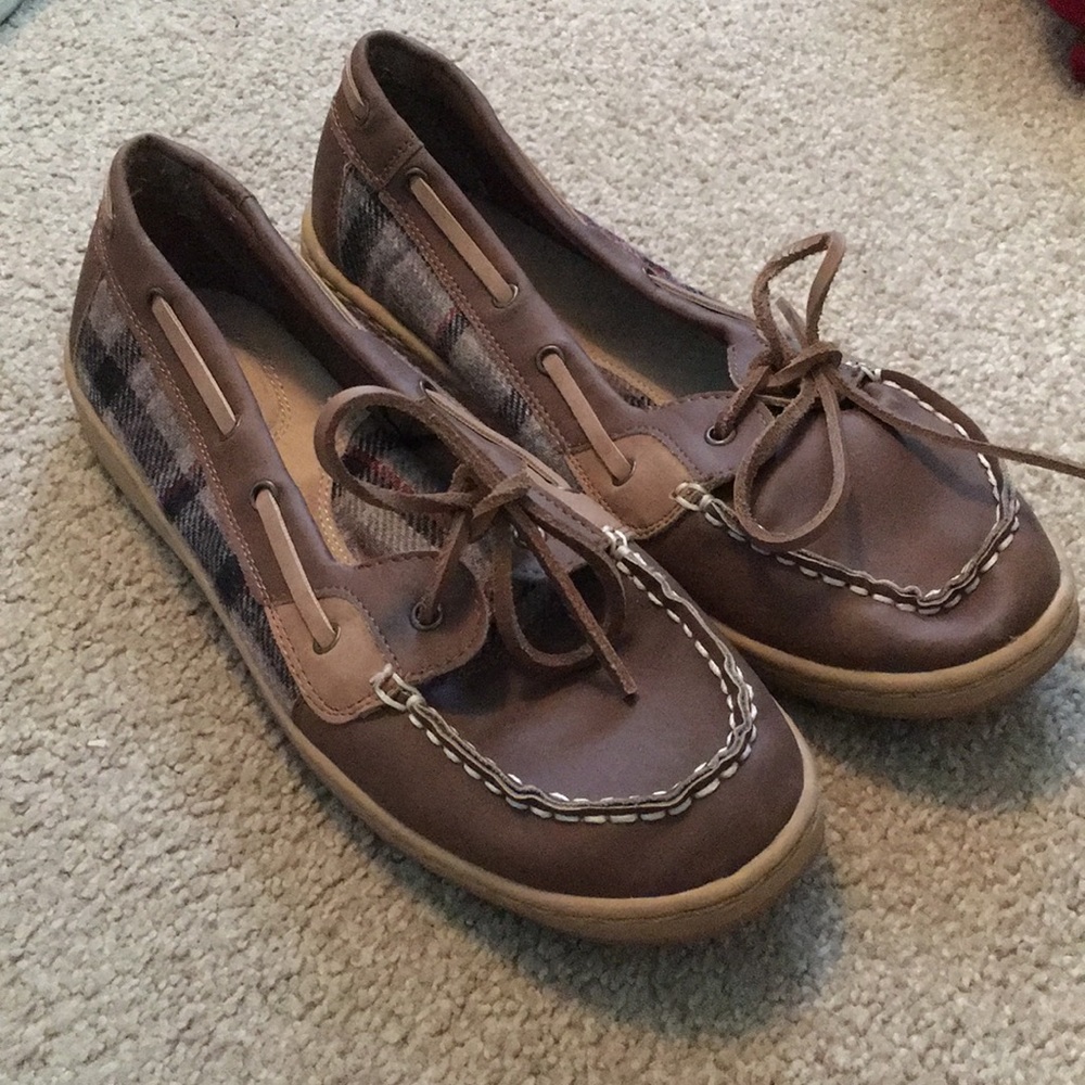 Never worn boat shoes